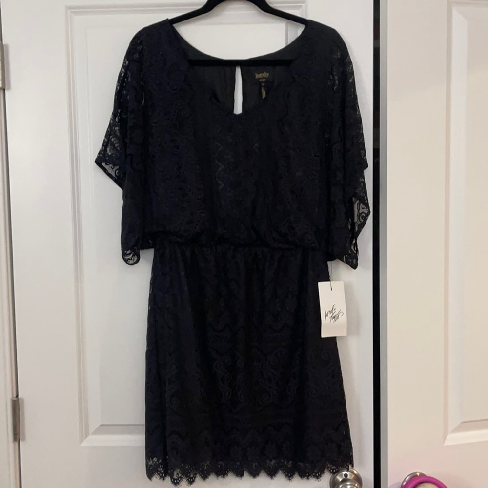 BRAND NEW! Lace Laundry Little Black Dress
